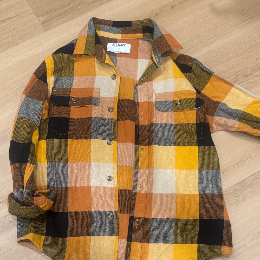 Old Navy Multicolor Plaid Button-Up Shirt